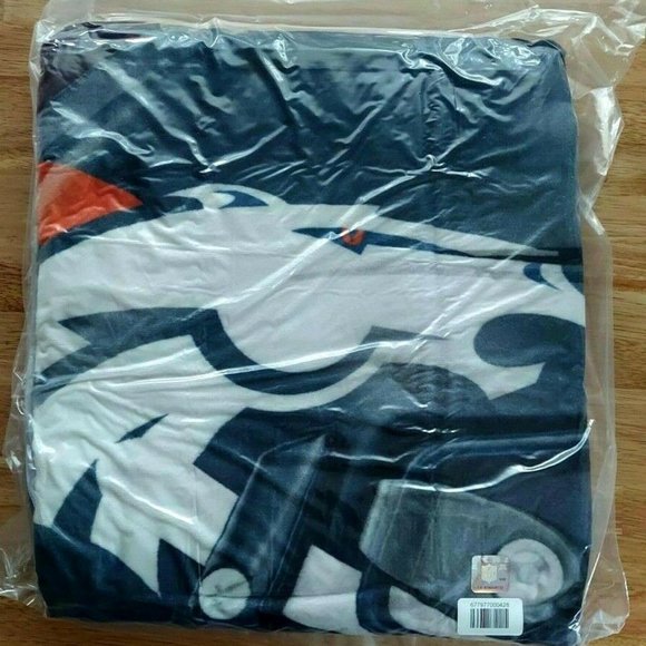 Denver Broncos Huge Cityscape Throw Blanket 60 x 80 Bagged Super Soft Watercolor - Picture 2 of 3